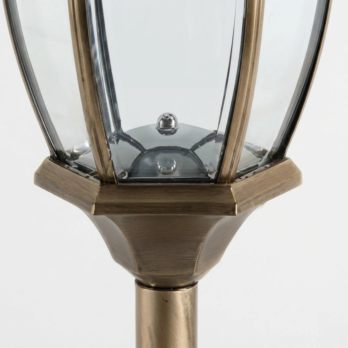 Outdoor_Pathway_Lights_-_Black_Metal