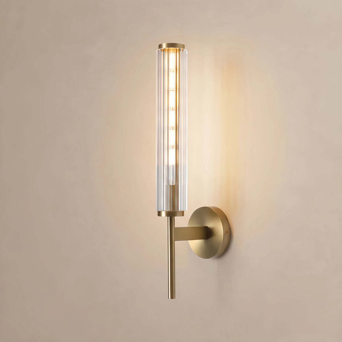 Modern Linear Wall Light – Brass and Glass LED Sconce for Bathroom or Bedroom