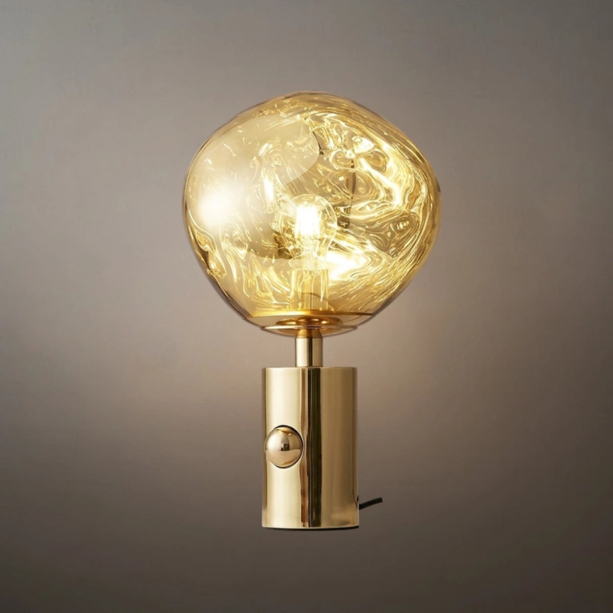 Stellar Modern Table Lamp — Metal Chrome/Gold/Red for Living Room