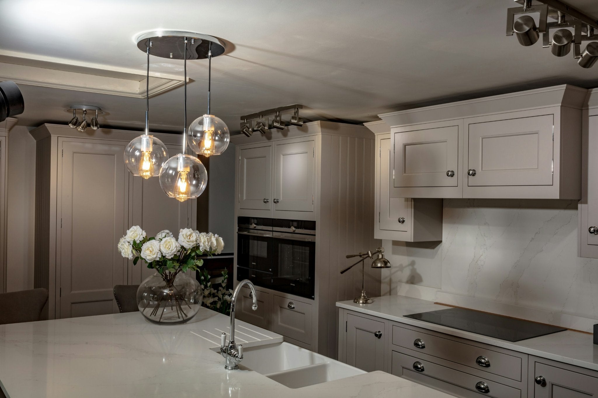 Kitchen Island Pendant Light Height Mistakes That Make Your Kitchen Look Wrong