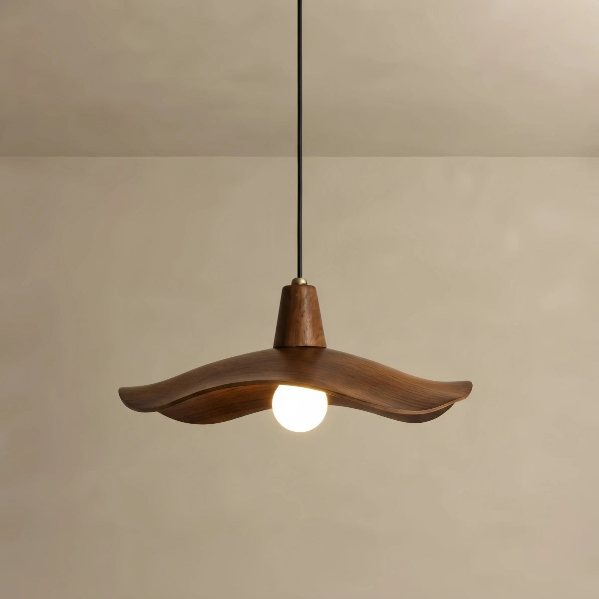 Zenno Retro Wave Pendant Light – Mahogany Resin & Metal Design for Dining Room