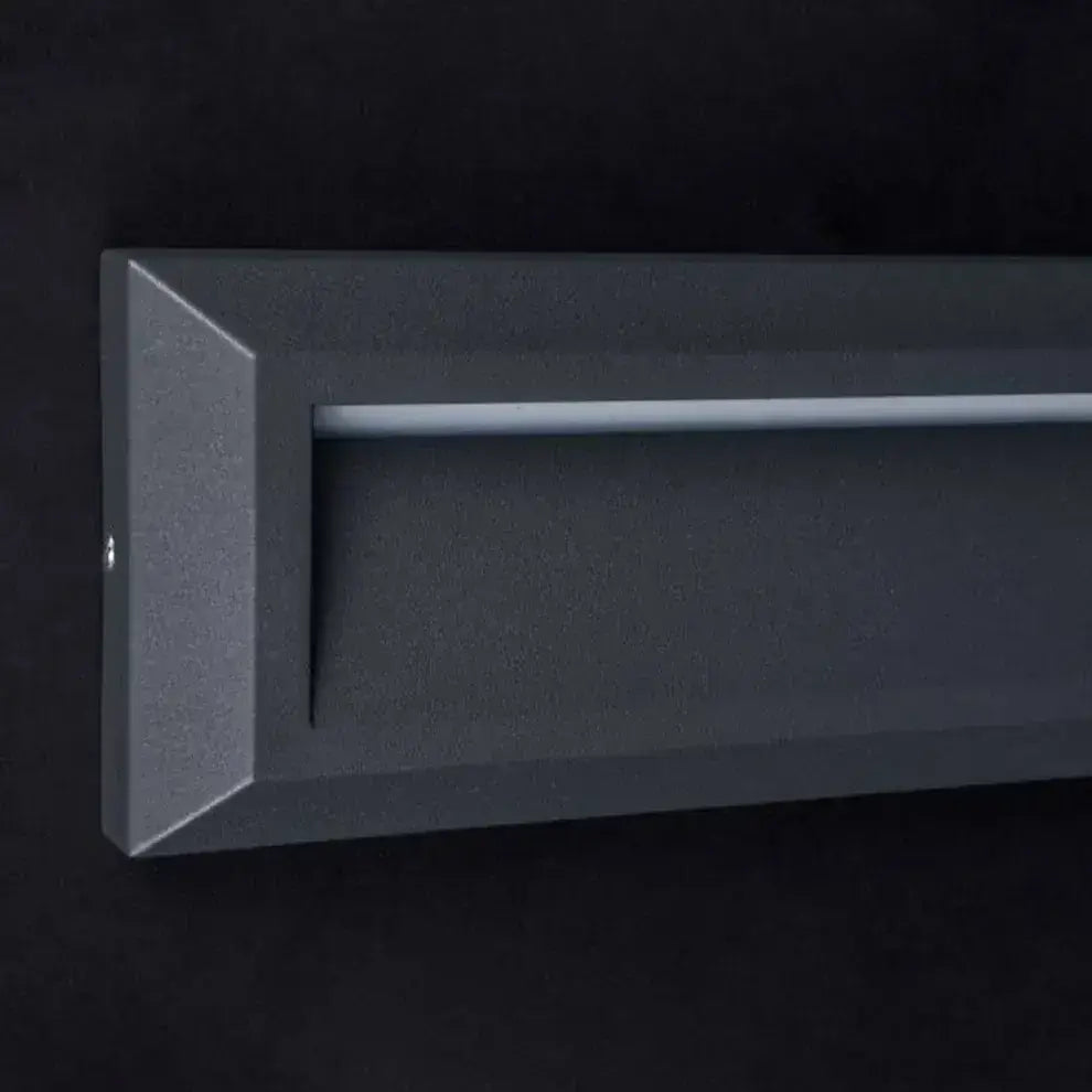 Deck Light – Waterproof Pathway Light for Courtyard/Staircase
