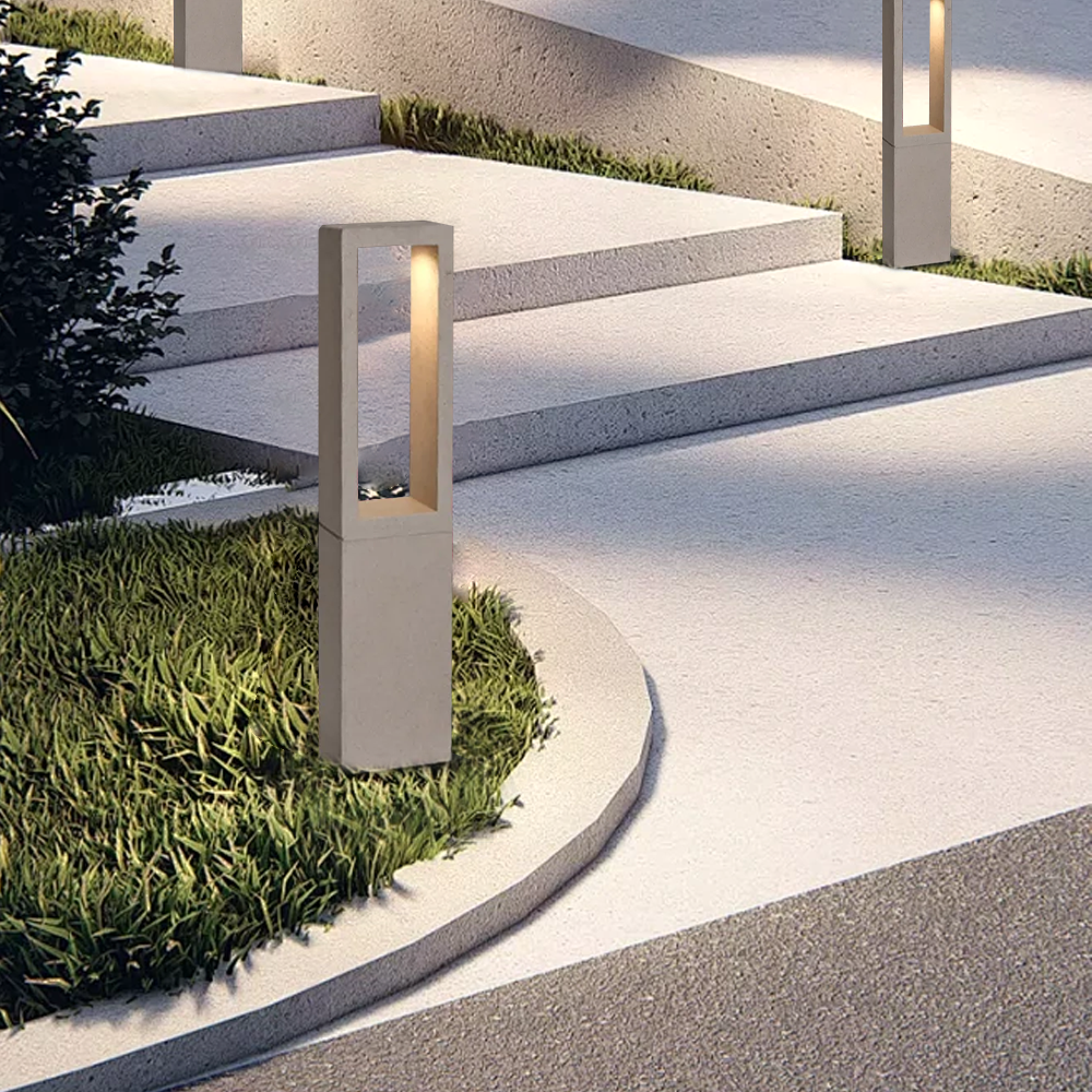 Modern_Metal_Outdoor_Path_Light