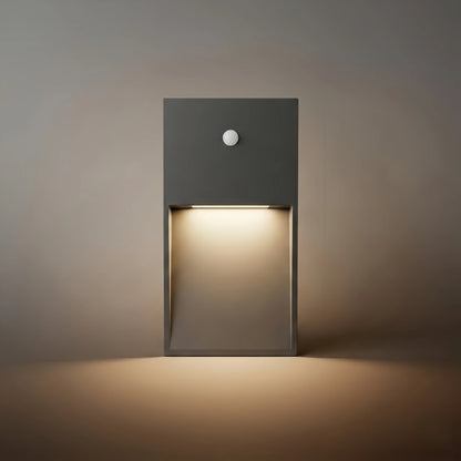 Industrial_Rectangular_Outdoor_Deck_Step_Light_