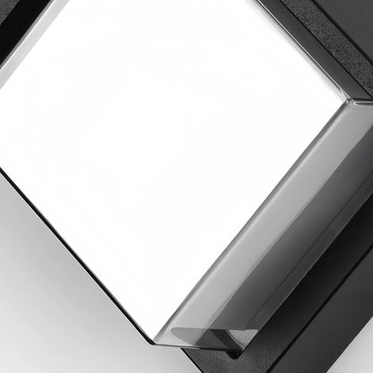 Modern_Square_Outdoor_Wall_Lamp
