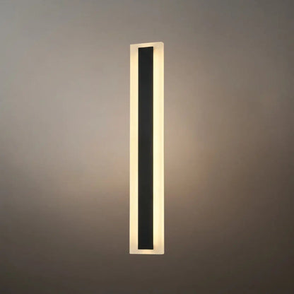Arcato_Minimalist_Black_LED_Wall_Lamp