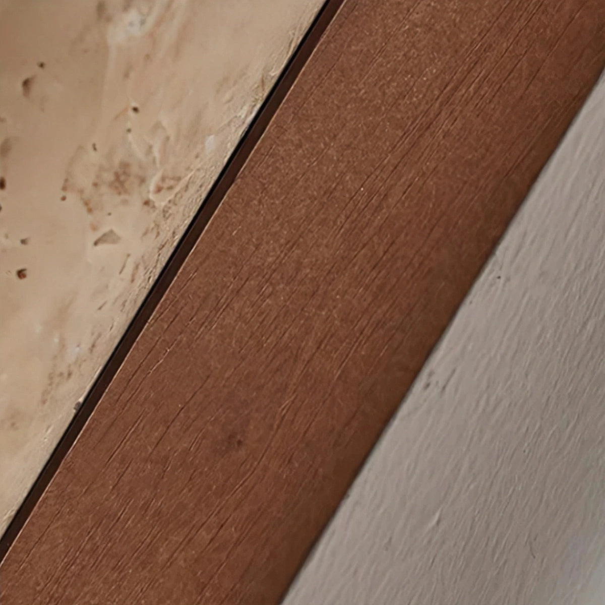 Minimalist Travertine Wall Lamp