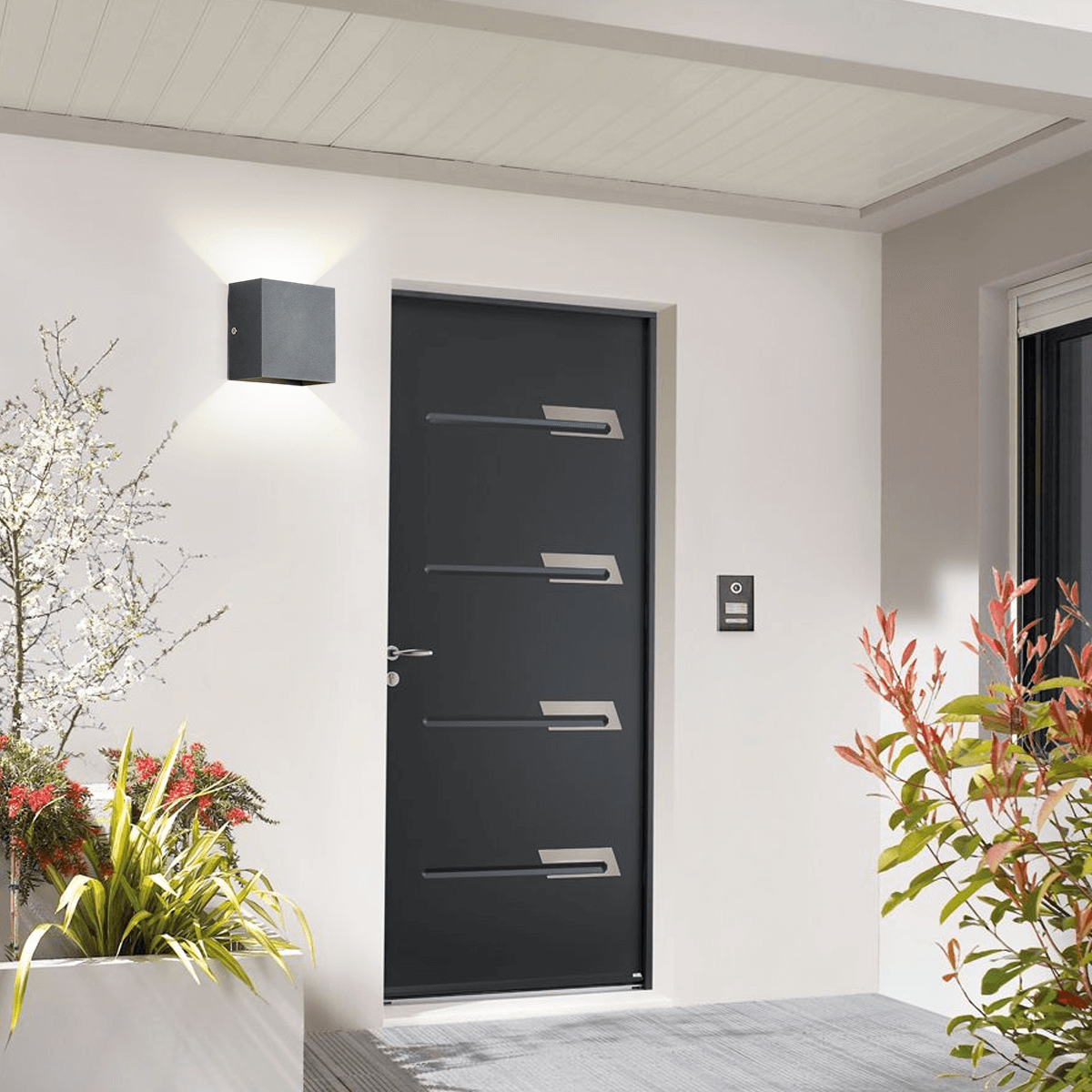 Arcato_Modern_Outdoor_Wall_Light_-_Metal