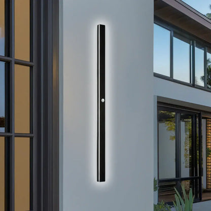 Outdoor Wall Lamp