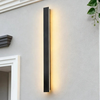 Outdoor Wall Lamp