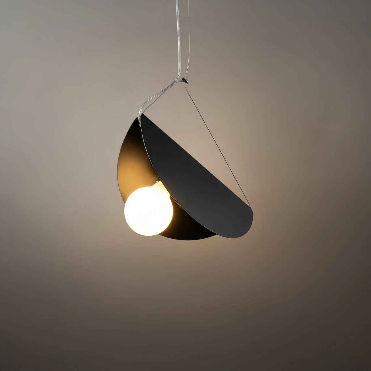 Designer_7-Color_Pendant_Light