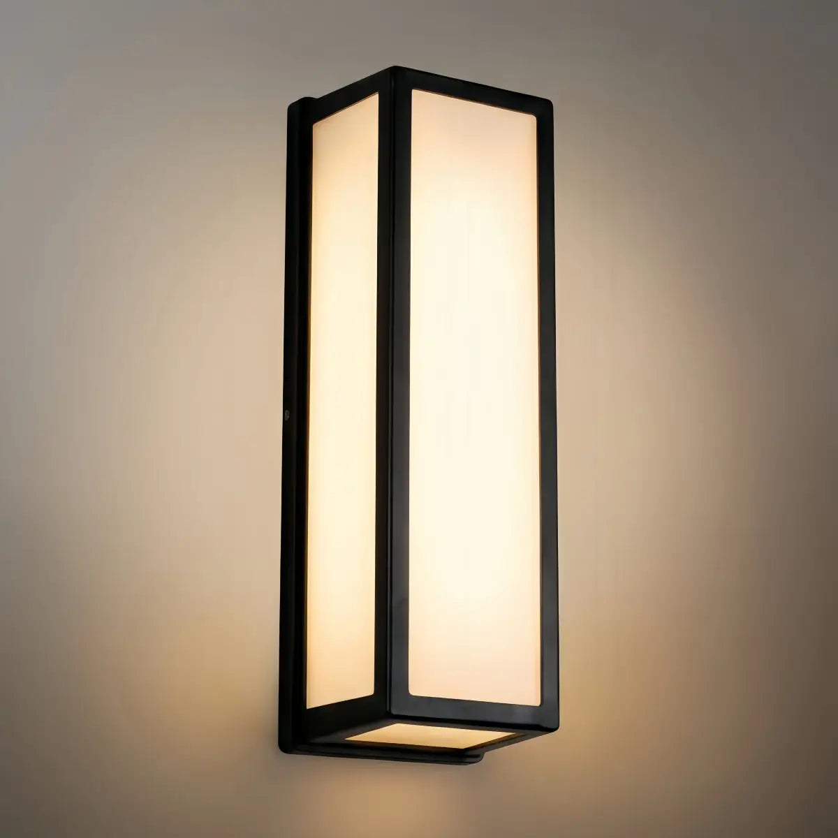 Modern_Outdoor_Wall_Lamp